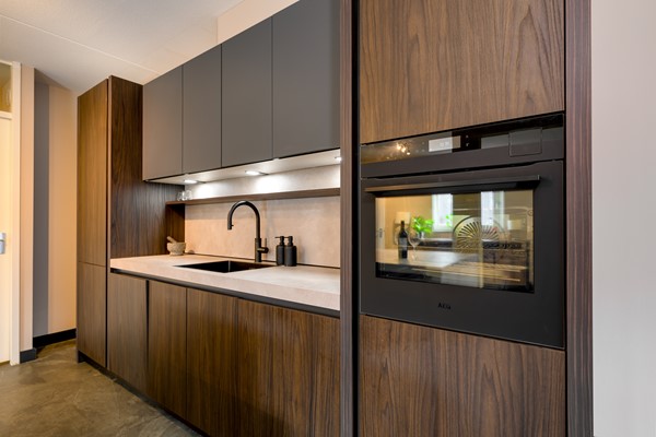 Medium property photo - Alikruiksingel 4, 2492 SC Den Haag